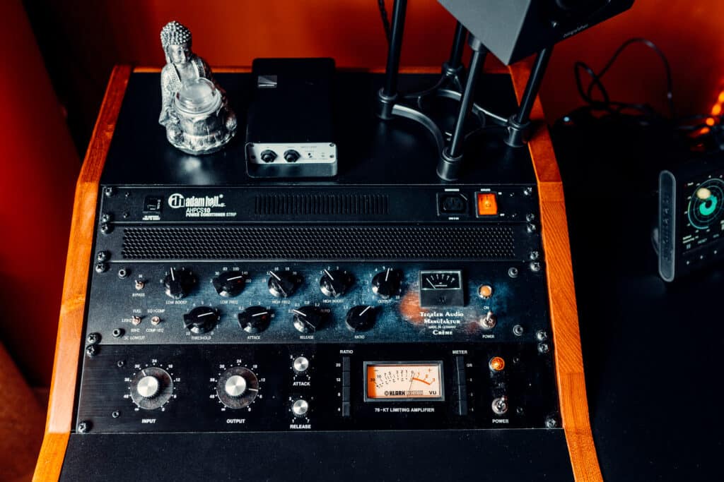 Analoge Hardware im Recording-Studio bei Peak-Studios